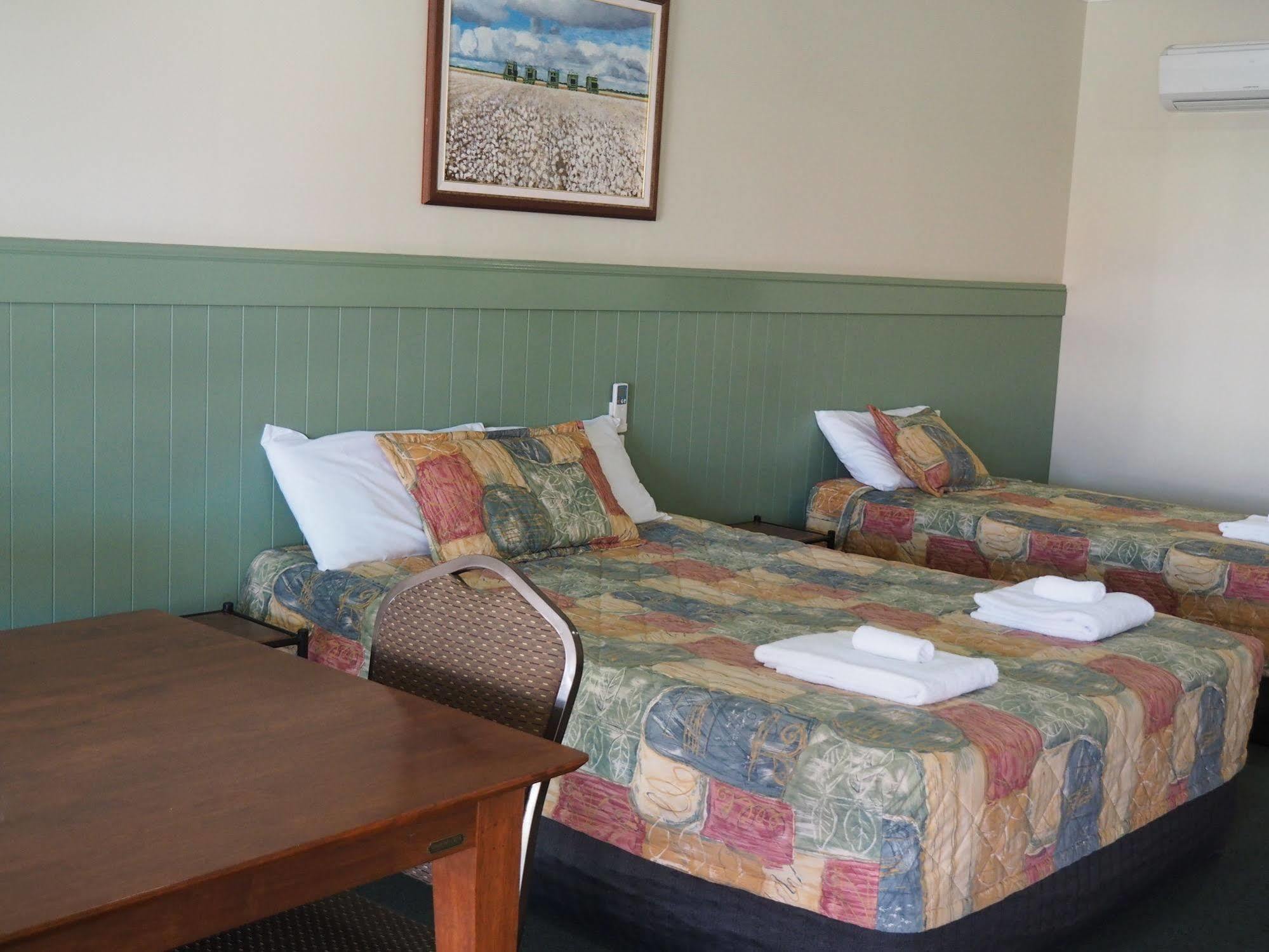 Pittsworth Motor Inn Exterior foto